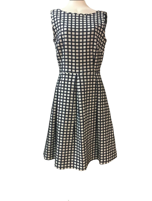 M & S Black and White Dress - Size - 10 - New Tags