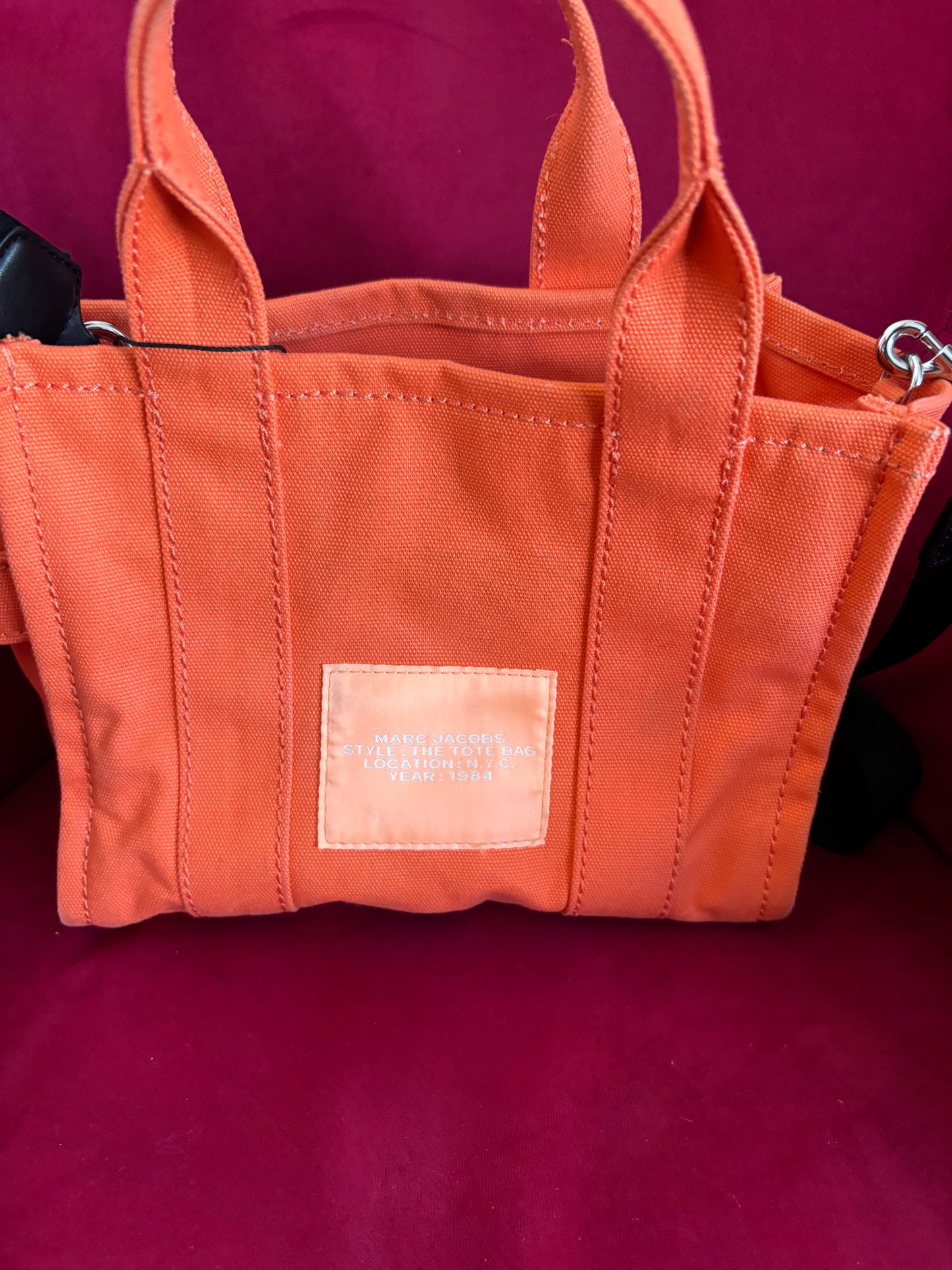 Marc Jacobs The Tote Bag